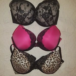 Cacique Plunge Bra Bundle